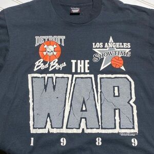 RARE!!! 1989 Detroit Pistons Los Angeles Lakers championship tee
